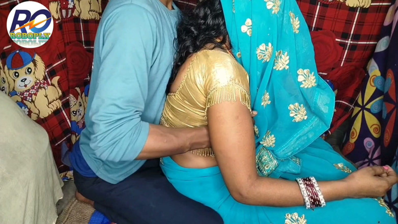 RoshniExpress: Desi Village New Marriage House Wife's Mouth Is Vigorously Sucking...