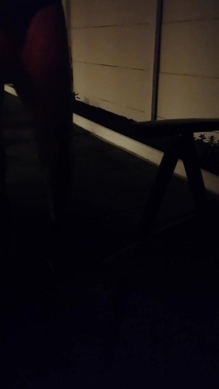 Crosdressing: Andando ao ar livre à noite
