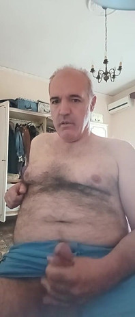 Eu gozo olhando para o corpo mulato da Francesca!