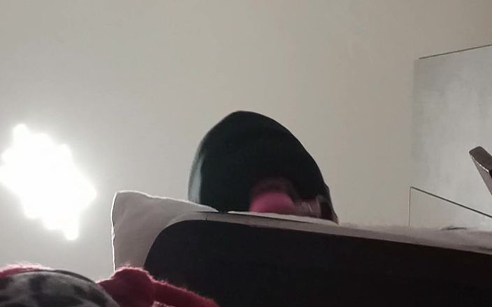 LauraOnHeels: Sandalyeye bağlı, gözleri bağlı, ağzı tıkalı ve anal dölleme ile...