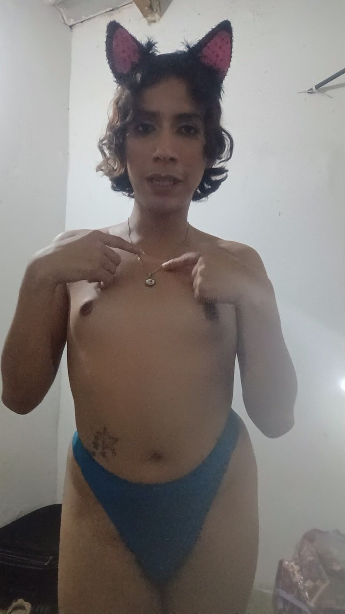 Femboy from Colombia: Bu Sabah Ve Tekrar Ty İçin Danslar