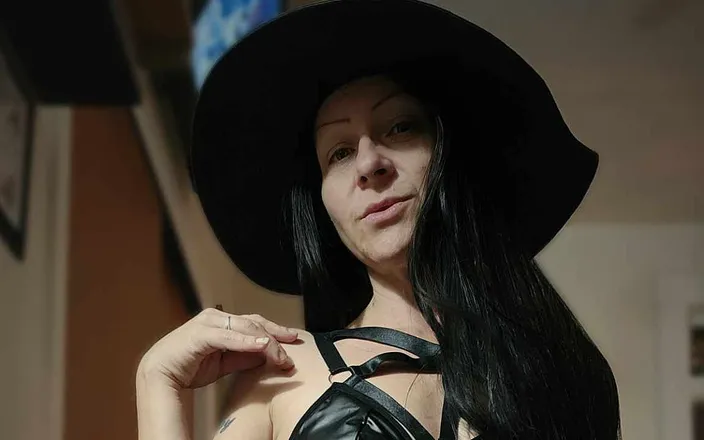 Raven Willow: I Like Burying My Fingers Deep Inside Me.