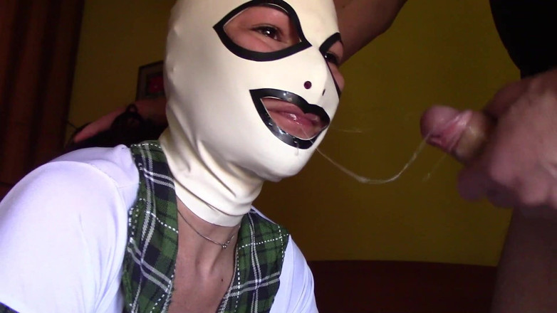 LauraOnHeels: Laura on Heels amateur 2021. Rough blowjob and facial with college...