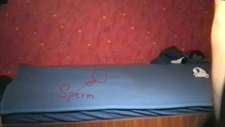 Mark Hannes: Striptýz a hump masturbace ve skluzu první přítelkyně