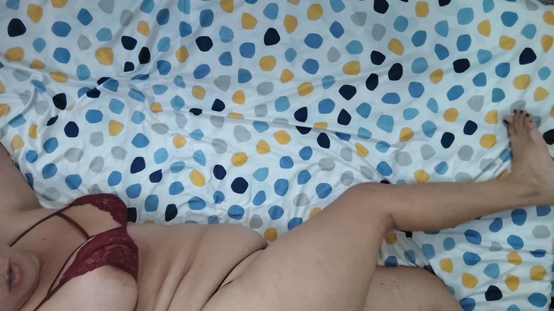 Valkyrieandluigy: Bouncing Tits Girlfriend