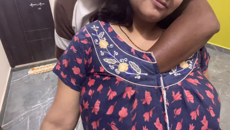 Catchybusty: Mms di Bhabhiji in bagno con Devar