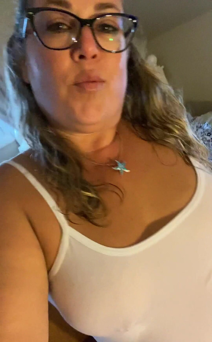 Lily Bay: Meme salı wettshirt oops