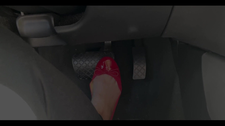 Goddess Lena: Šlapka pumpuje