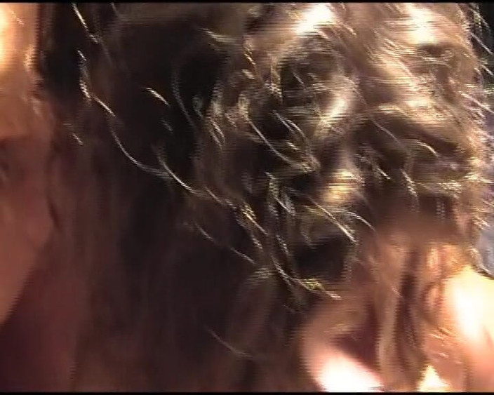 Deutsche XXX Filme: Brunette Duitse tiener in haar kont geneukt
