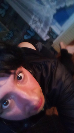 SandraCutePussyforyou: Różowy diament w czerni 2