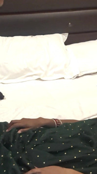 Bhabhi Ki Chudai in Green Dress XXX Sex