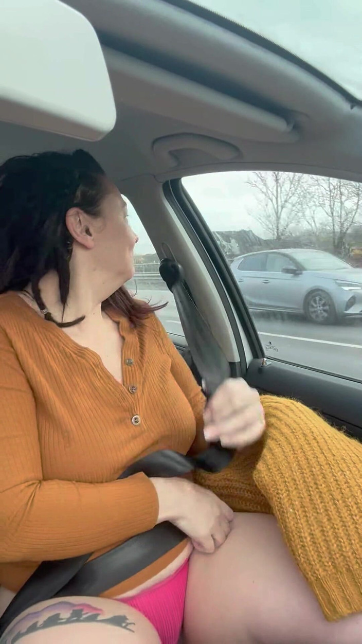 Lustful Libertines: Oldie but Goldie - Orinar En El Coche Público En Una...