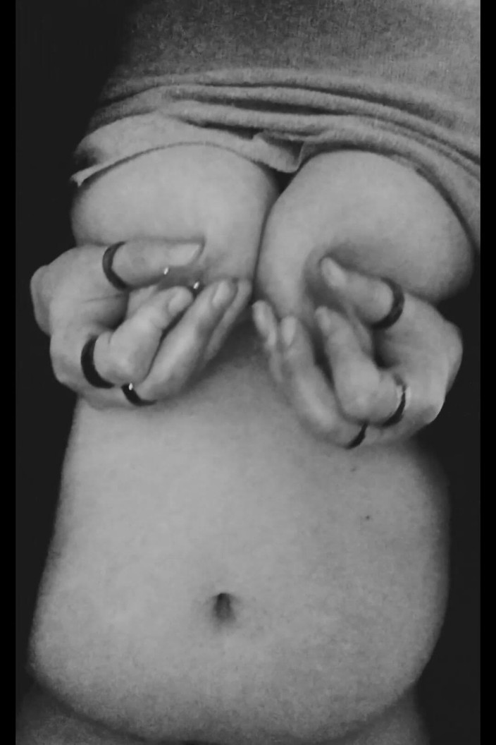 Princess Udders: Uctívání bohyně POV černé a bílé transgender milf bbw ocenění