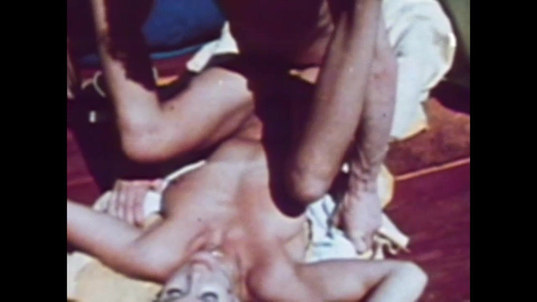 The Unforgettable: Öffne Deine Beinschlampe