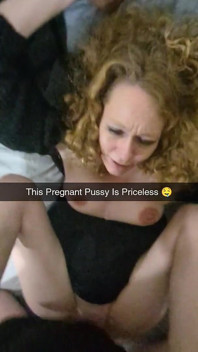 MILF Embarazada Paga Deuda De Novios Sobre Snapchat - Cornudos Subtítulos