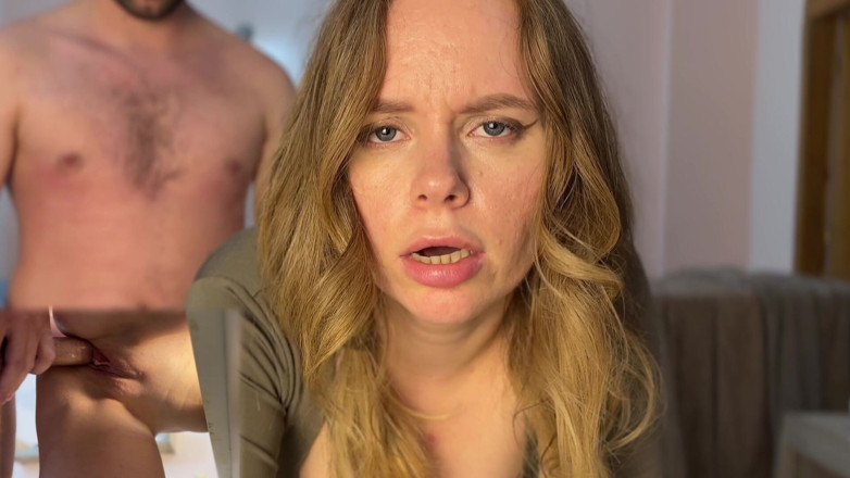 Russian Mommy: Putain de demi-sœur en gros plan