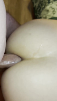 Il mio culo è pieno di sperma