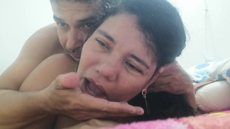 Valkyrie and Luigy Couple: 我的荡妇女友喜欢做爱