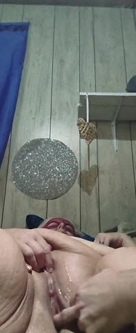 La matrigna viene scopata dal figliastro Sì sborra Speriamo che Poppa non scopra di cosa stiamo parlando