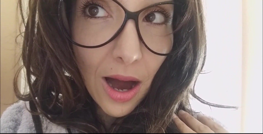 savannahamatoriale: Magic Spell! Wanita sange ini berubah jadi cantik