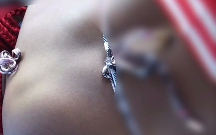 PlayboyHef: Asmr 她在她邻居家后面吮吸我的鸡巴
