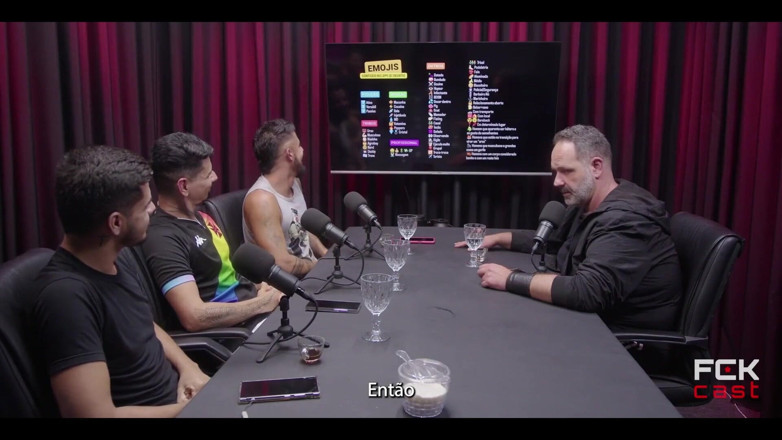 MACHOFLIX: Trío en vivo en el podcast: los dotados, el lechero...