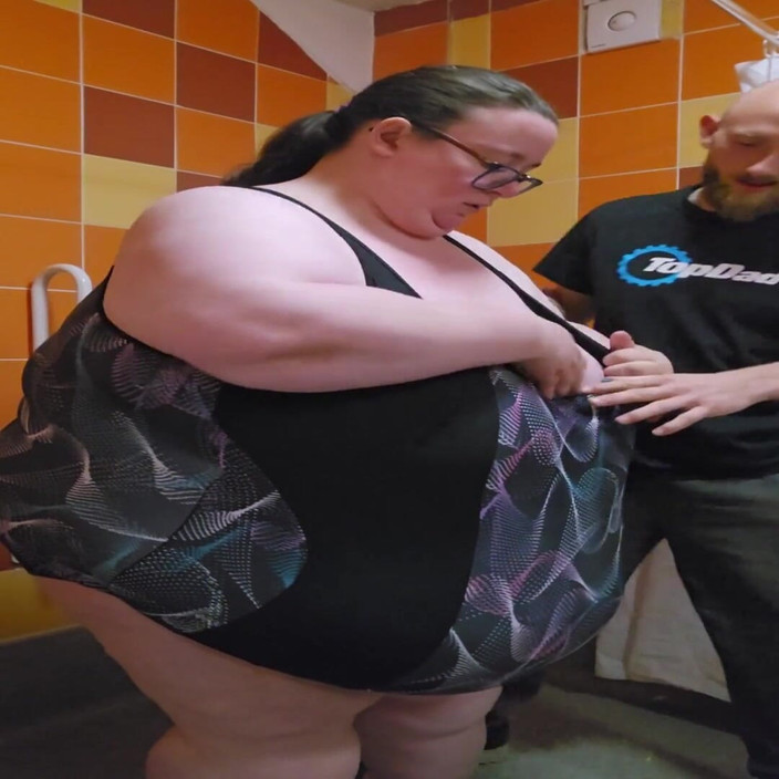 SSBBWLadyBrads: Zkoušení plavek