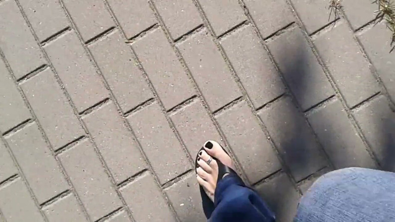 Heelex: Pretty Feet