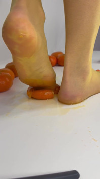 I Crush Tangerines in Nylon Stockings