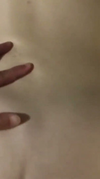 Unschuldiges chinesisches mädchen stöhnt laut, als ich sie von hinten ficke