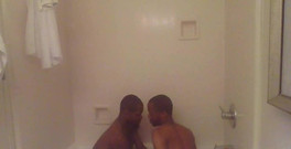 Maculine_Satyr: Der könig macht, was ich am besten kann, legen