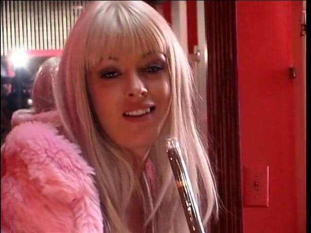 The Anal Queens: Jezdí na jeho ptákovi a mluví tak sprostě