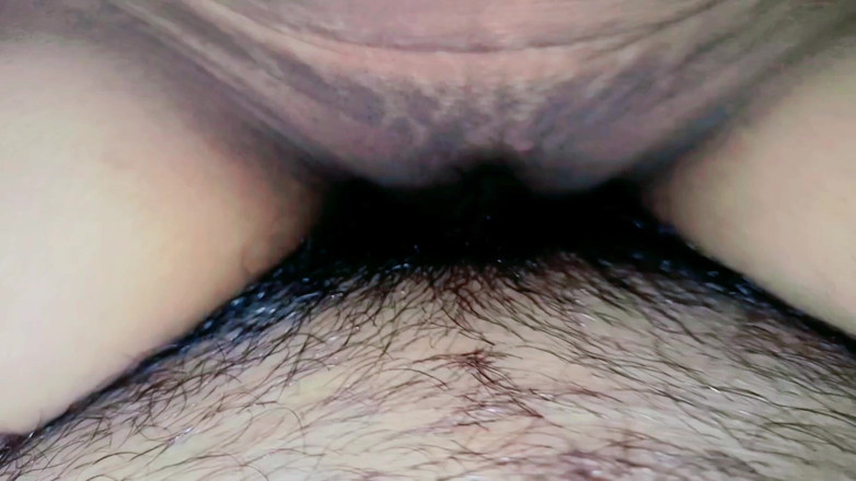 Rakul008: Frumoasă cu fundul mare, indiancă sexy, futută în poziția capră