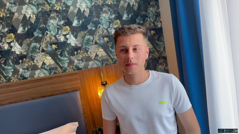 Lust for boys: Using the Gorgeous Twink - Part 1