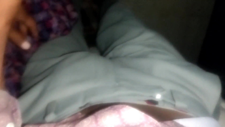 Seema060316: Sora vitregă și fratele vitreg fac relații sexuale în camera de magazin