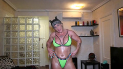 Danaxmuscles: Entrenamiento caliente y cachondo