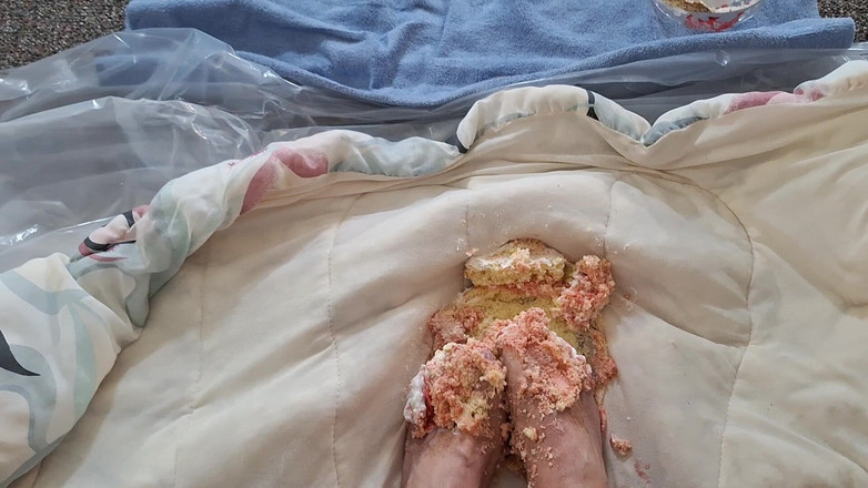 Victoria Lecherri: ¡para Mis Amantes Del Juego De Pies Y Comida!