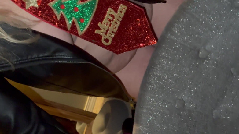 Bonewizzard69: Nympho Queen Wanted a Hard Christmas Fuck, Toy in Ass,...