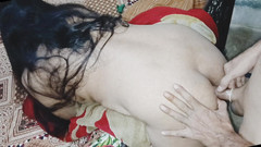EMILYKIRAN: 试图逃脱的继妹为了肛门痛苦的惩罚而逃跑