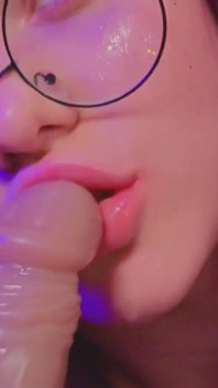 Pijpen close-up kijk hoe ik je neuk met mijn mond