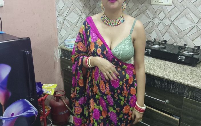 Saara Bhabhi: Desi indische bhabhi betrügt mit ehemann und fickt von schwager...