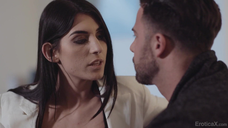 Erotica X: Von der abschlussballkönigin zu femme fatale - EroticaX