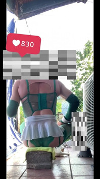 Lingerie seksi femboy