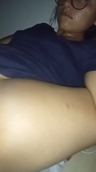 Prosím, nepřestávejte mi dávat nevinnou tvář děvky