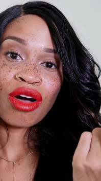 Hotovostní prasátko atm- ebony femdom bohyně Rosie Reed Bratty