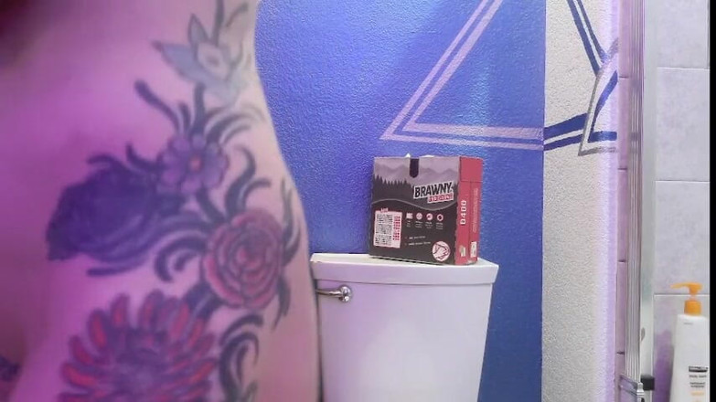 Zoey Portland: La pornostar zoey portland gioca con la sua figa nel...