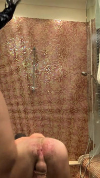 Poderosa Aylla mostra por que homens casados se tornam prostitutas em seu quarto