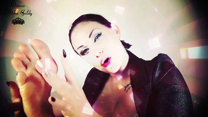 Goddess Misha Goldy: Sexy self foot worship and JOI