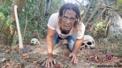 Arthur Eden aka Webcam God: Zombie pták (4K)