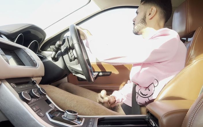 Leandro e Asafe: 車の中で射精するまでオナニーする